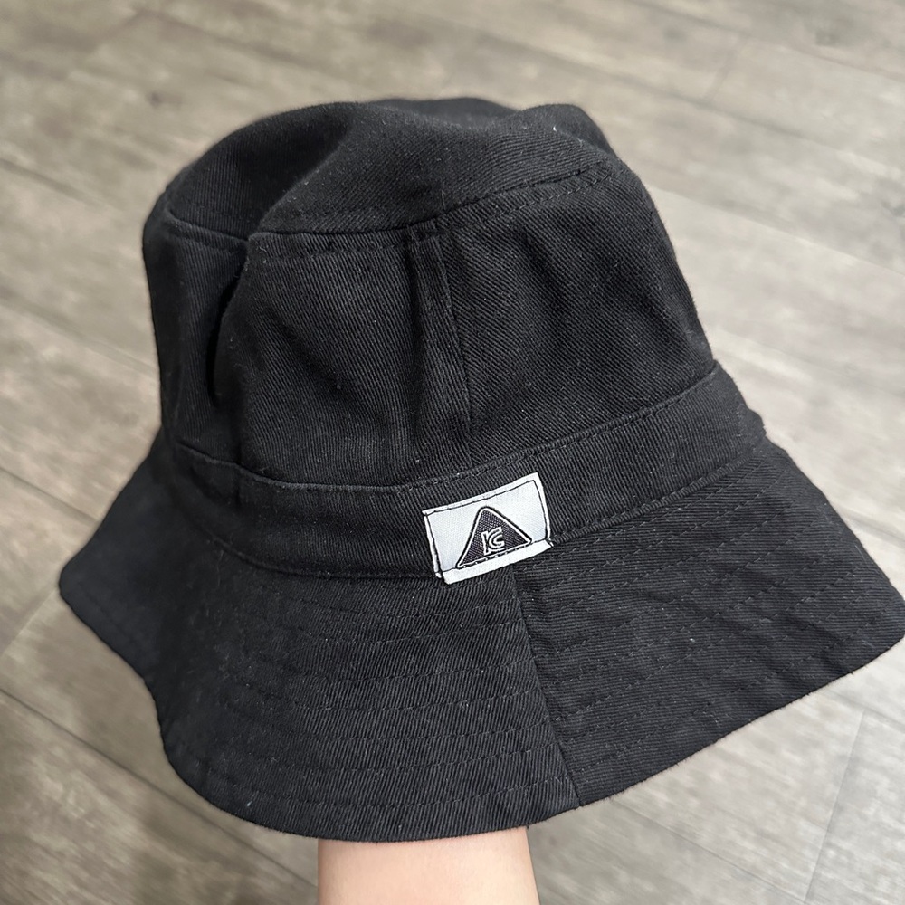 Black Bucket Hat